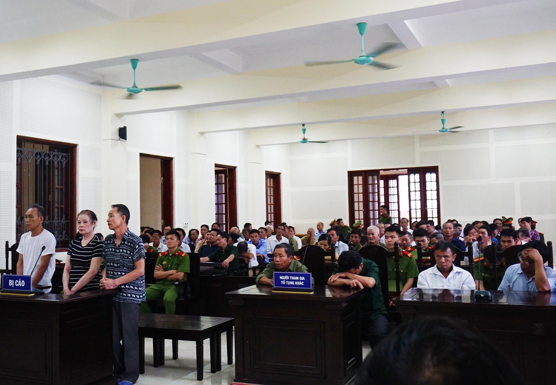 lua dao chiem doat tai san anh 2