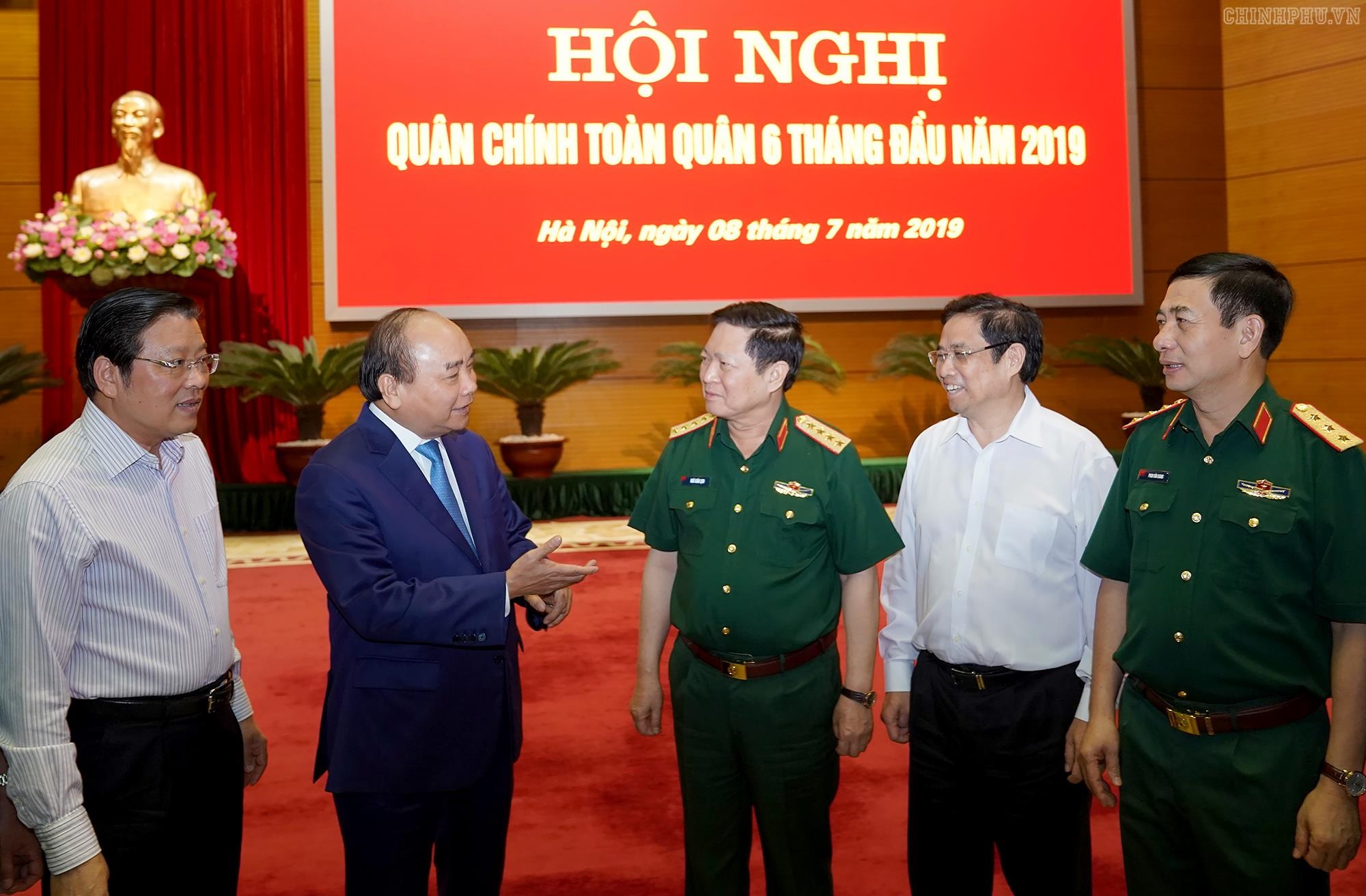 Thu tuong du hoi nghi quan chinh toan quan anh 2