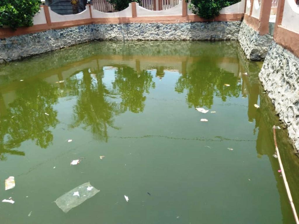 Chi tu vong, em nguy kich khi truot chan nga xuong ao lang hinh anh