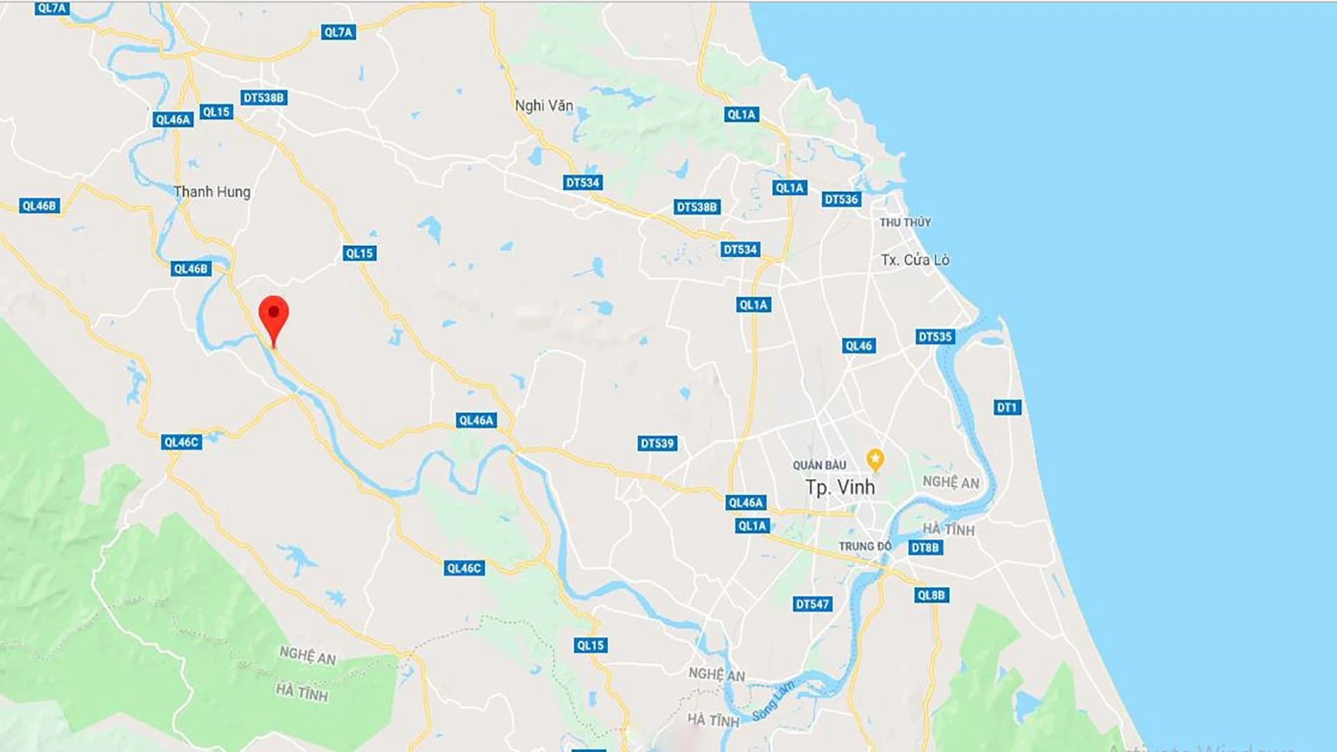 xe buyt mat lai lao xuong ruong anh 2