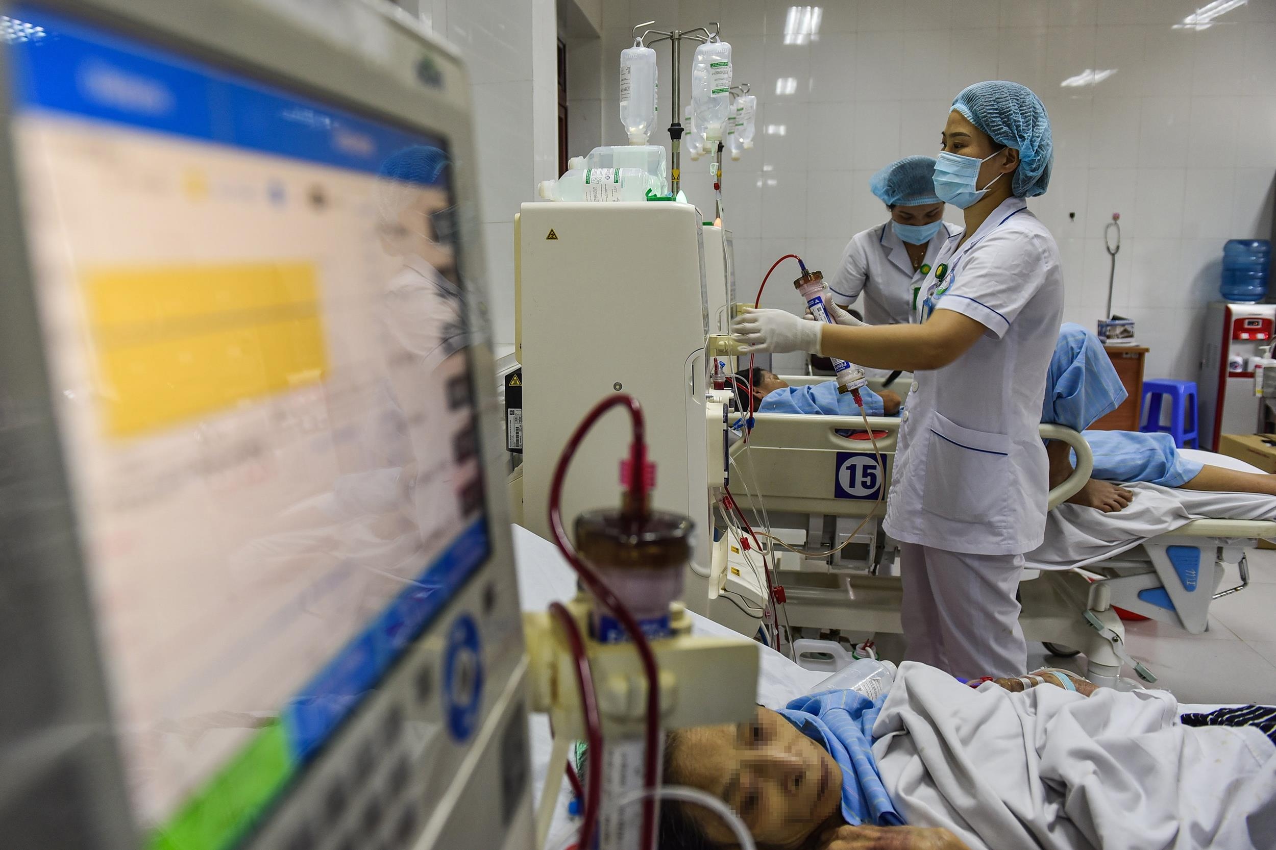 Nghi may chay than gap su co, hon 100 benh nhan phai chuyen vien hinh anh