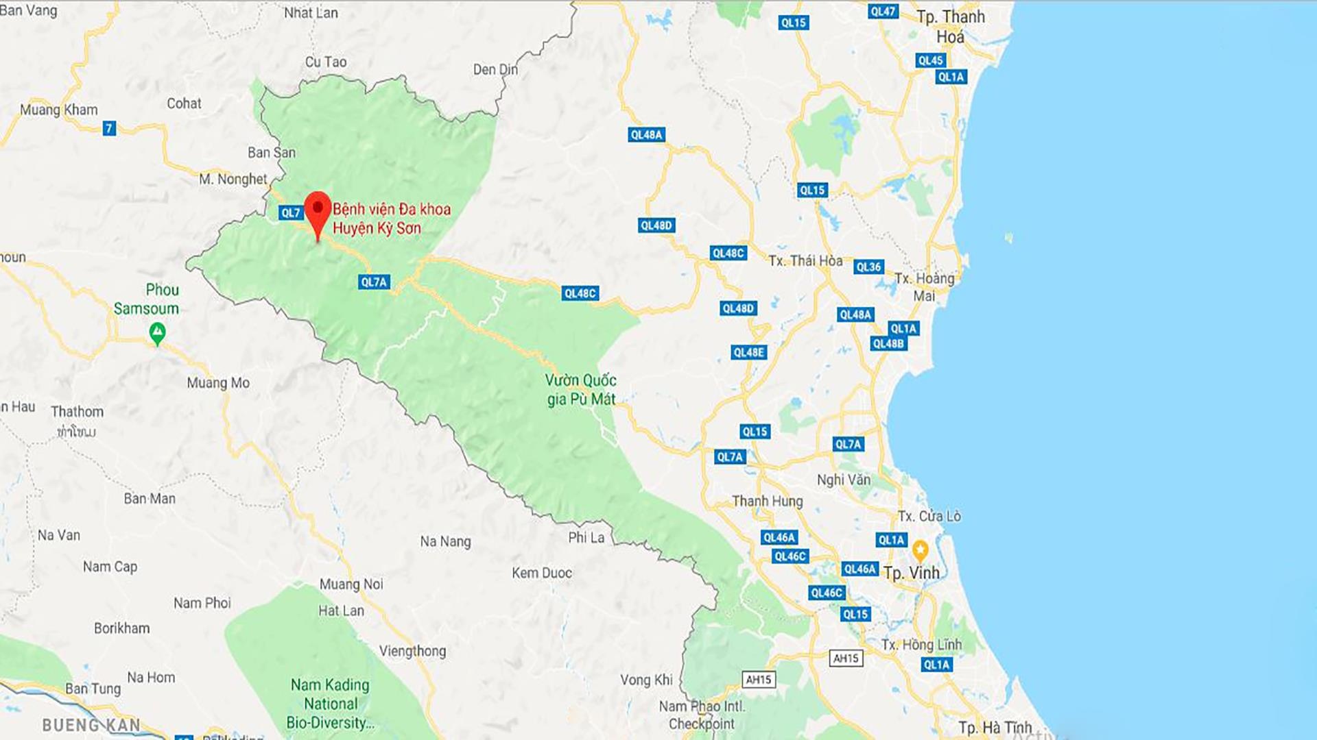 dia song trong mui be trai 4 tuoi anh 2