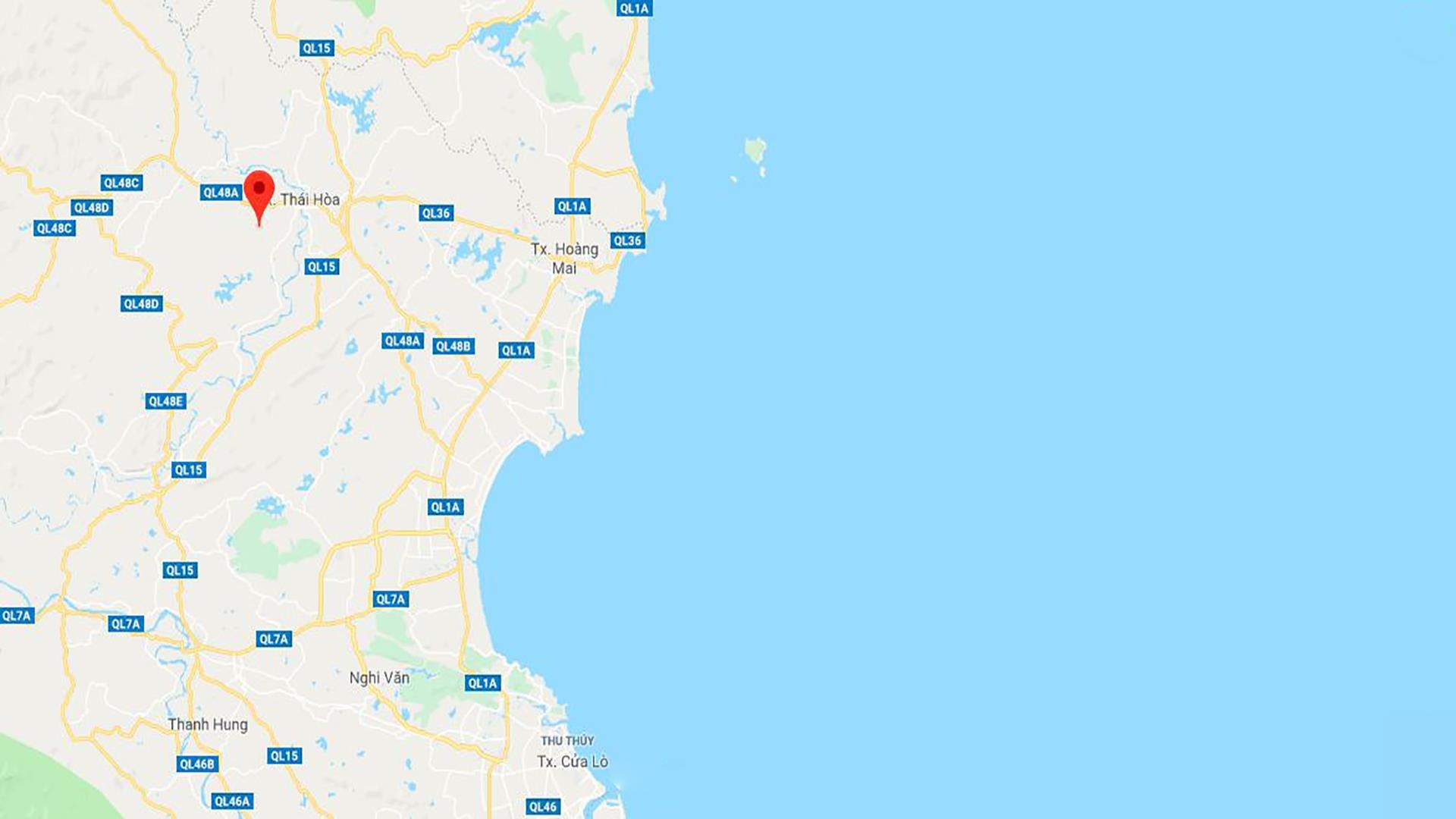 be trai so sinh bo roi ben duong anh 2