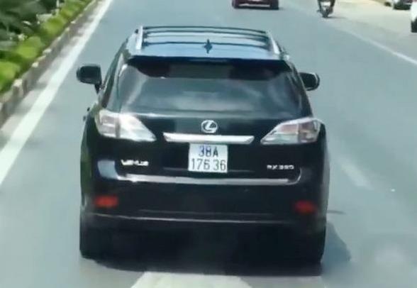 Lexus can duong xe cuu hoa anh 1