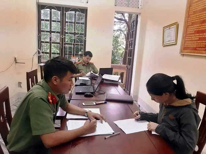 Dang thong tin lon dich bi dao trom, co gai bi phat 2,5 trieu hinh anh