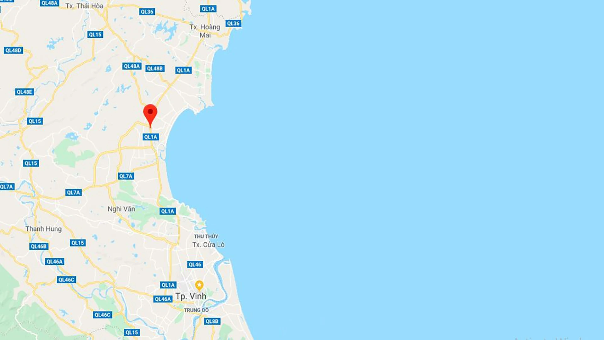 Mercedes S450 dam duoi xe buyt anh 2