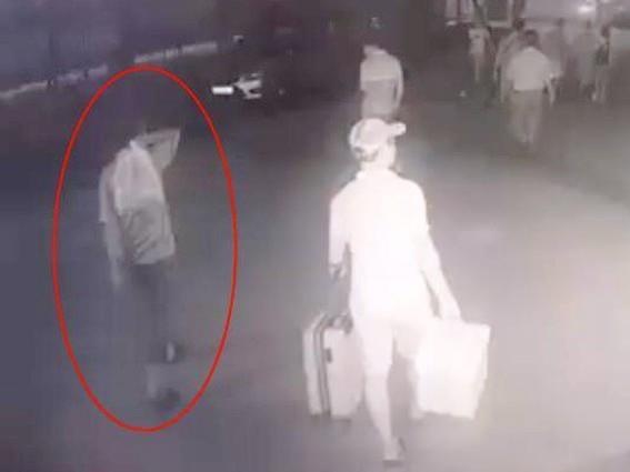 Nghi pham giet bao ve bao hiem xa hoi da bo tron ra Ha Noi hinh anh