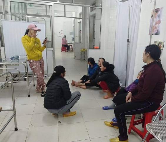 con chết mẹ nguy kịch khi sinh ảnh 1 con chet me nguy kich khi sinh anh 1