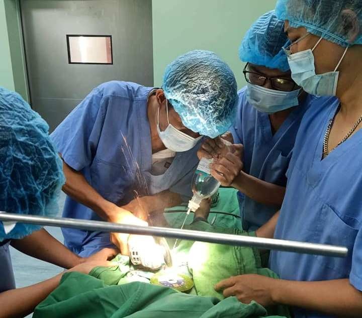 vong sat mac ket vao duong vat anh 1