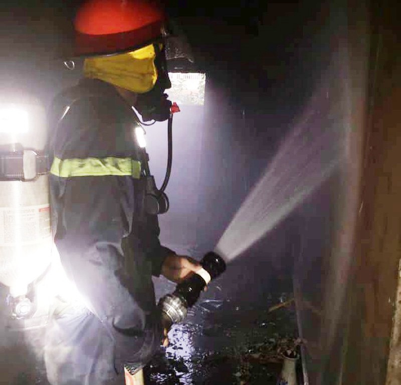 chay nha do thap huong anh 1