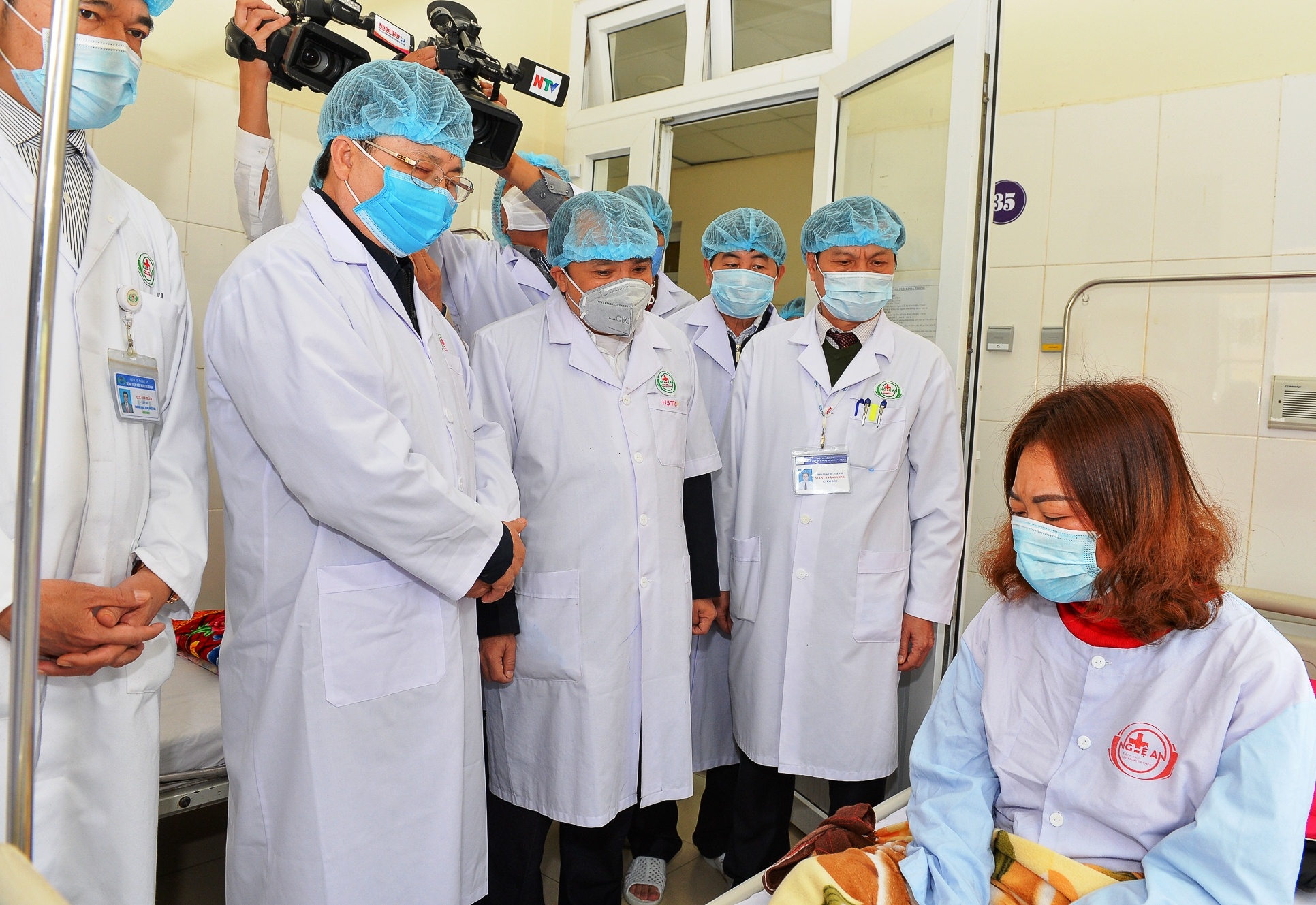 dich virus corona anh 1