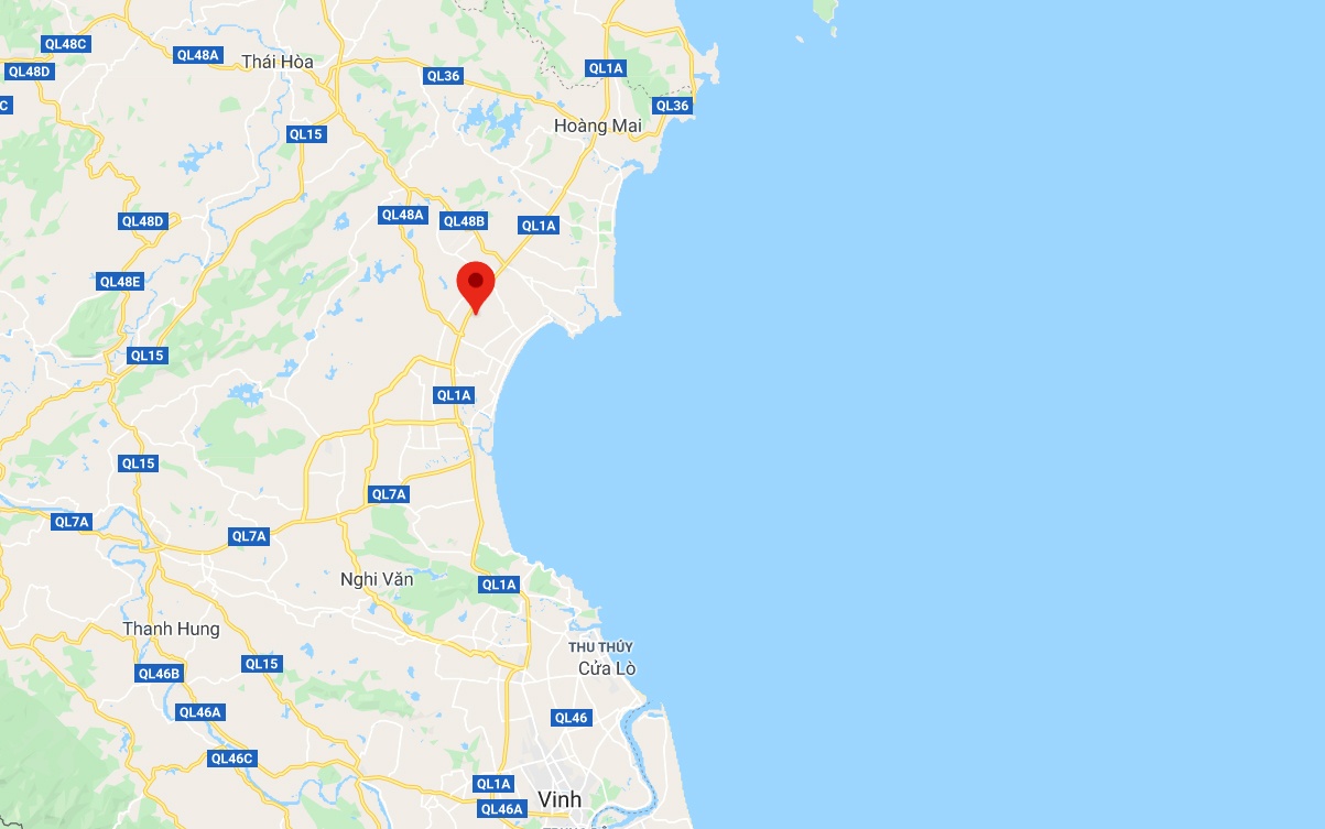 xe dau keo chan ngang duong sat anh 2