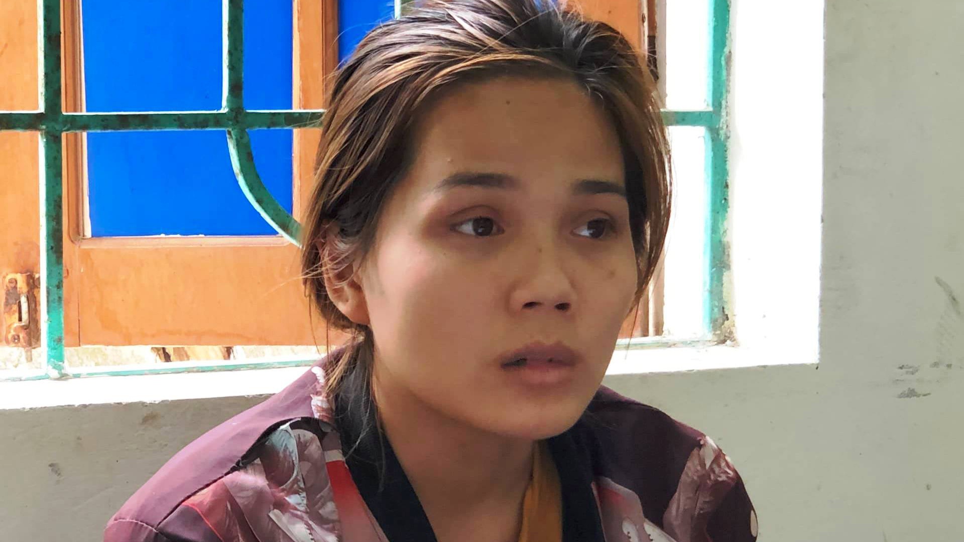 Co gai 19 tuoi lua ban khau trang gia re qua Facebook hinh anh