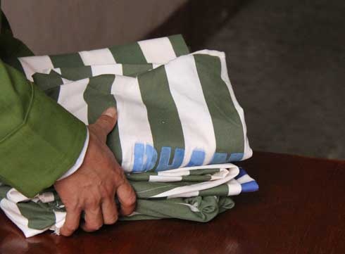 Pham nhan tu vong khi dang thi hanh an hinh anh