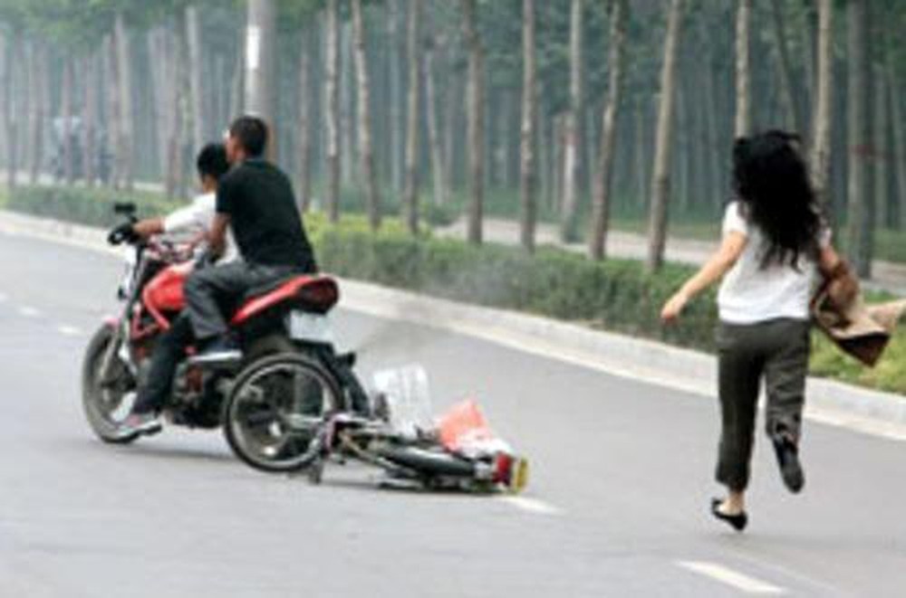 Nam thanh nien 18 tuoi gay ra hang loat vu cuop hinh anh