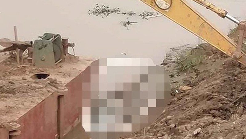 cai chet cua co gai tre duoi kenh nuoc anh 1