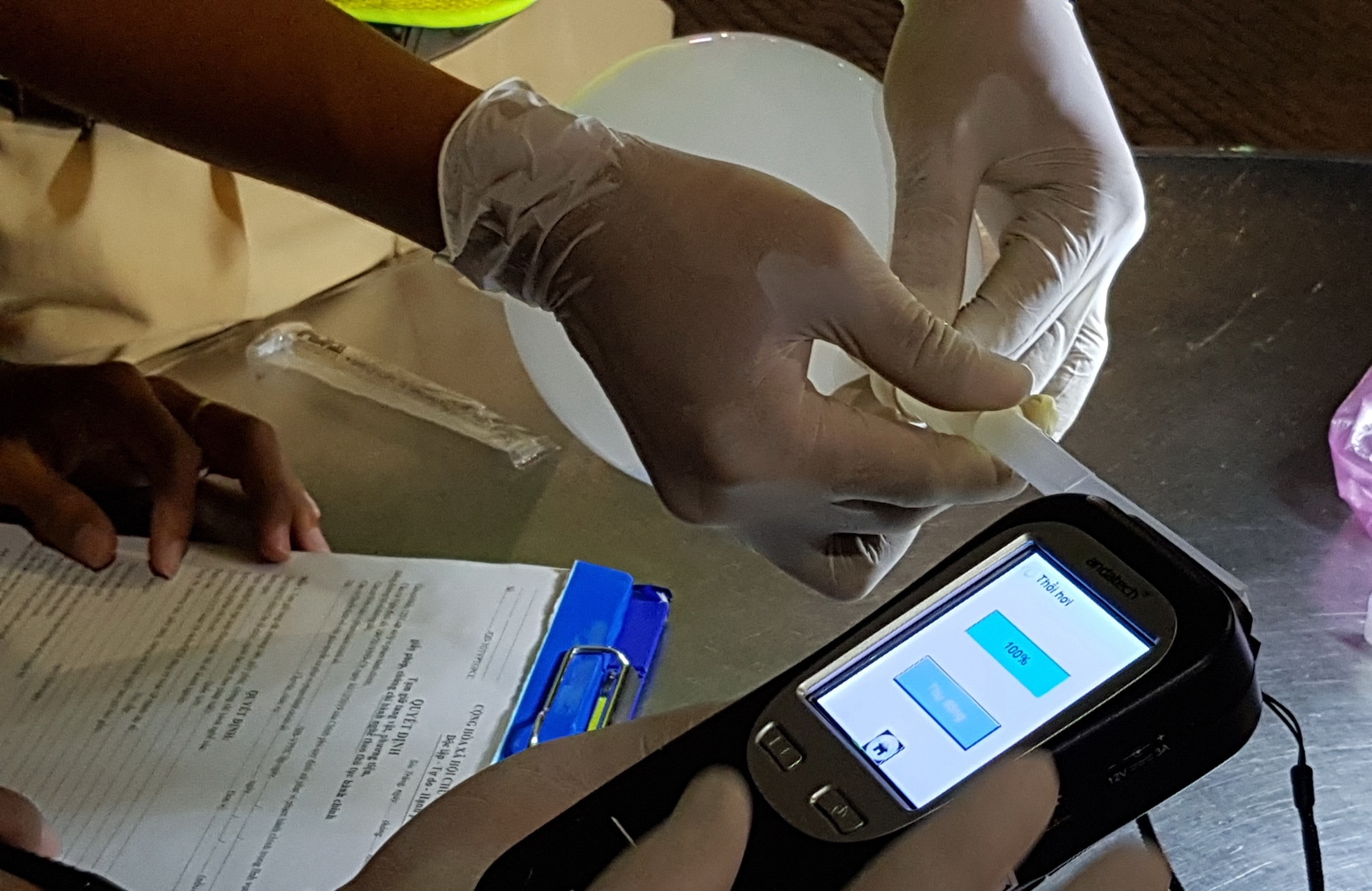 Phat 39 trieu, tuoc bang lai 2 nam tai xe uong ruou lai xe hinh anh