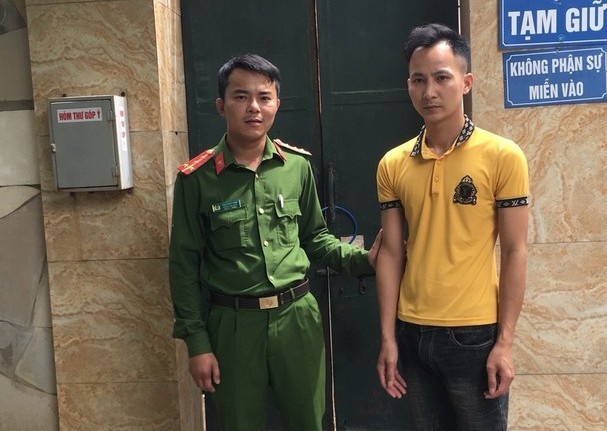 trộm vàng ảnh 1 trom vang anh 1