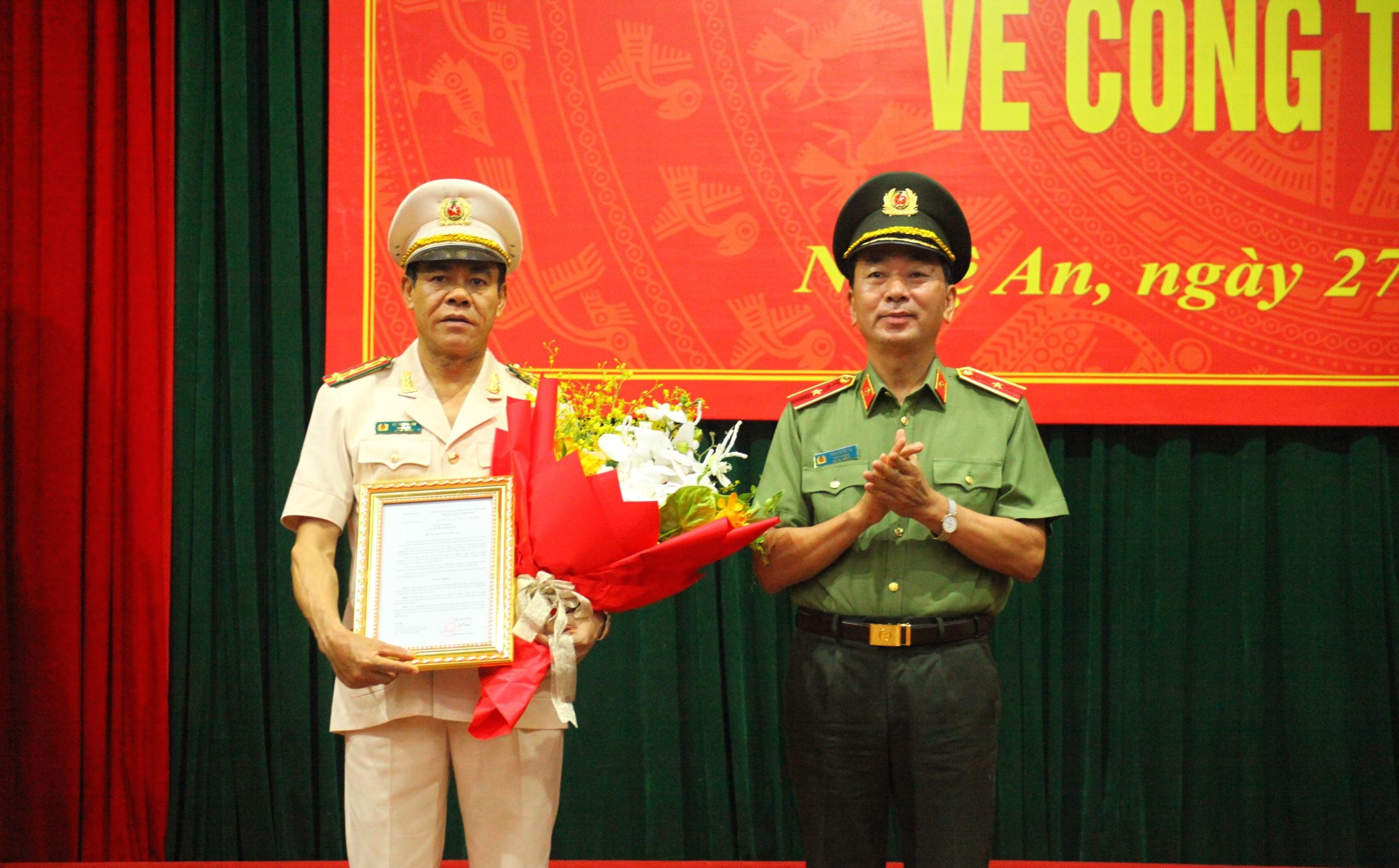 Giam doc Cong an Nghe An anh 1