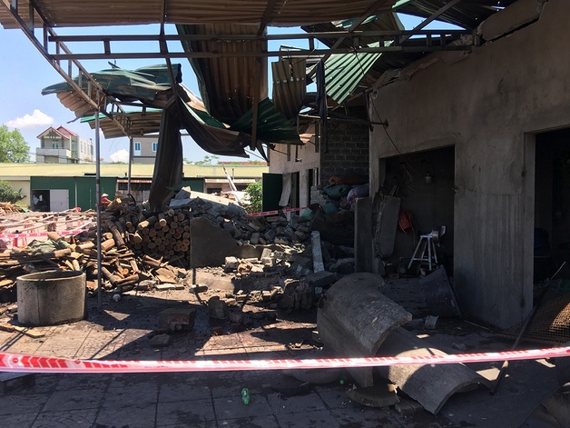 No noi hoi khien chi tu vong, em bi thuong hinh anh