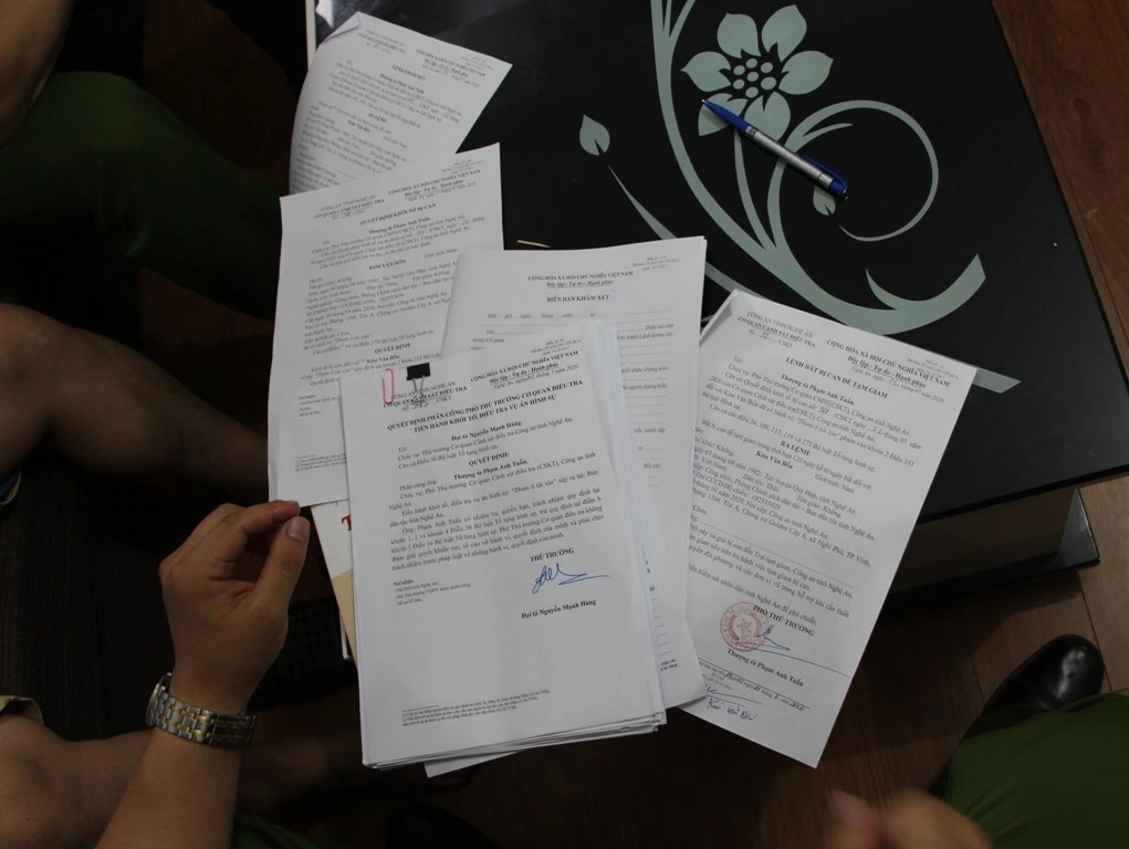 tham o tai san anh 2