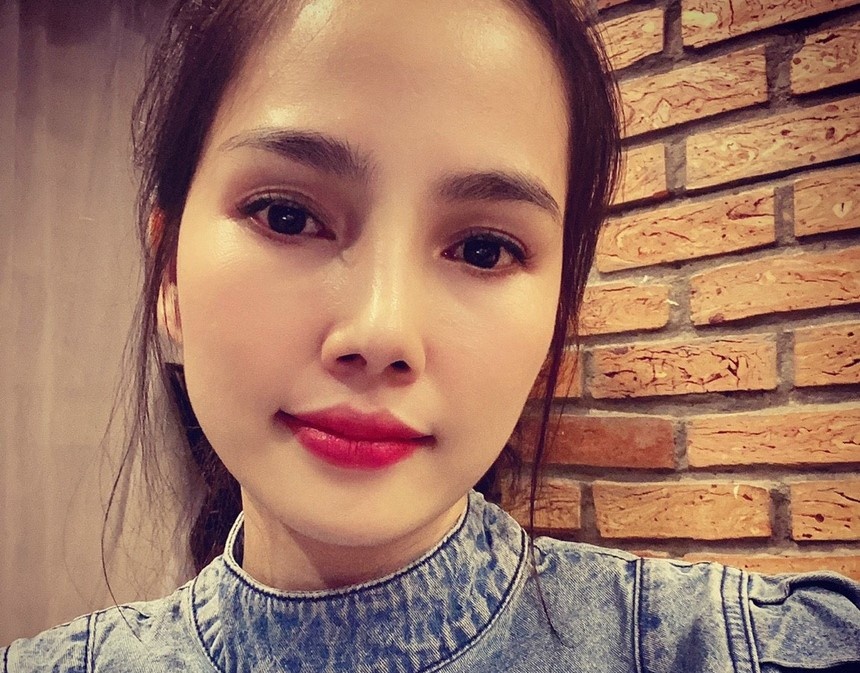 Vo boc cua nguoi phu nu cam dau duong day danh bac tien ty hinh anh