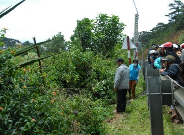 Tron benh vien di treo co tu van hinh anh