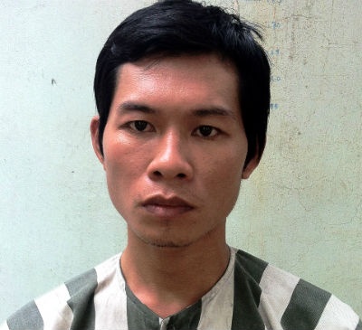 Tiep vien quan ca phe 'sung suong' bi canh sat dom cuong dam hinh anh