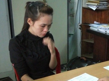 ‘Nu quai’ xinh dep gia danh co giao lua lay vang hoc sinh hinh anh