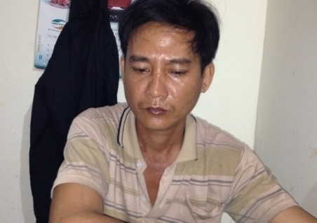 Noi duc vong voi hang xom luc nua dem hinh anh