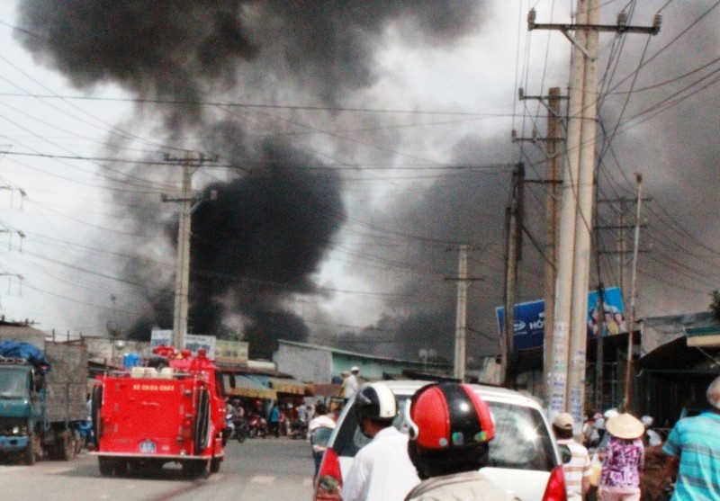 Chay lon tai 3 co so thu mua phe lieu hinh anh