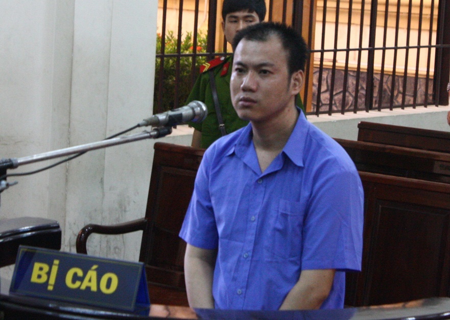 Doi tien khong duoc, giet con no hinh anh