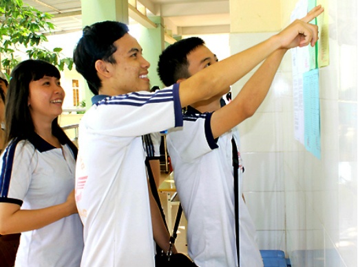 Mot truong co hai thu khoa tot nghiep THPT 38,5 diem hinh anh