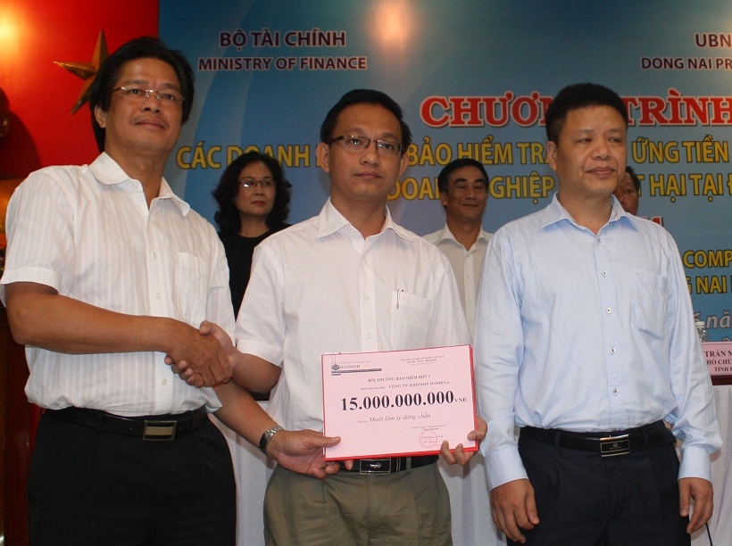 Các doanh nghiệp bị thiệt hại được ứng tiền bảo hiểm.