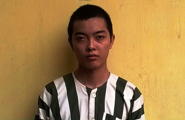 Bi can Trung bị bắt giữ. Ảnh: CA.