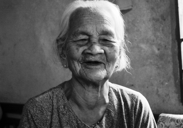 Cụ Bài mãn nguyện khi bắt giữ được tên cướp.