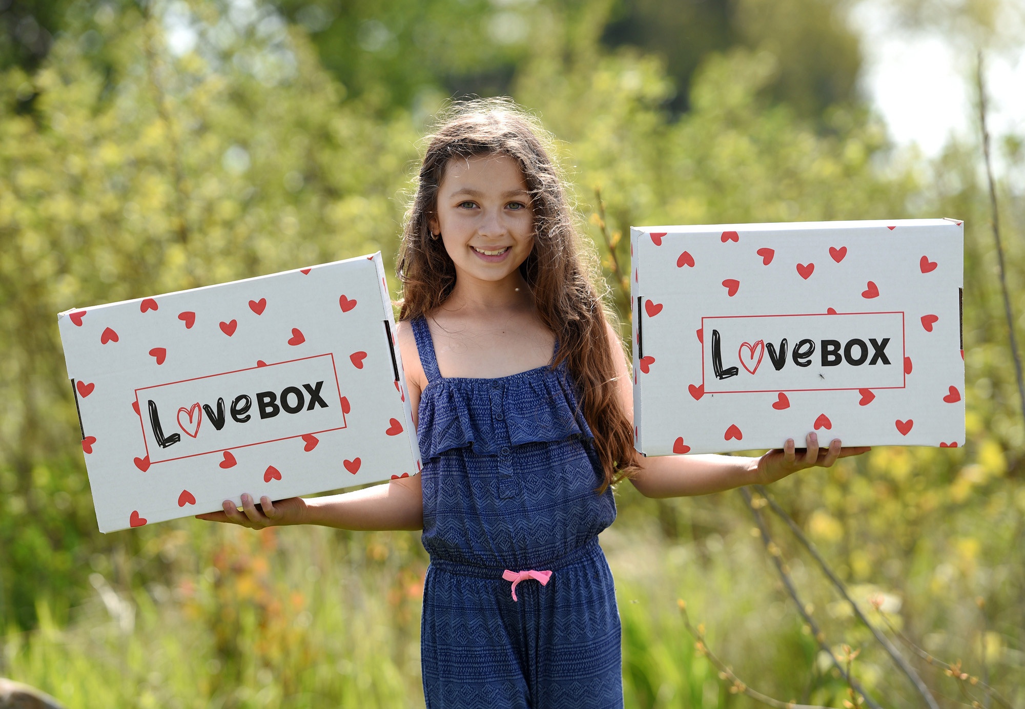 Co be 2 tuoi bi ung thu mau tim thay hy vong tu sach hinh anh