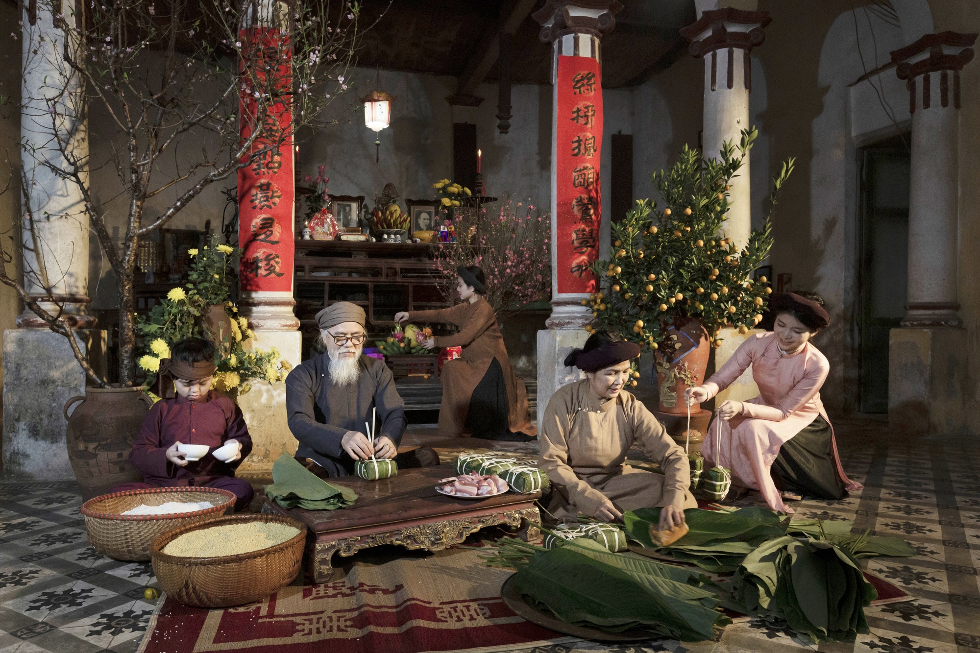 Tet xua duoc ghi chep trong cac cuon sach ra sao hinh anh