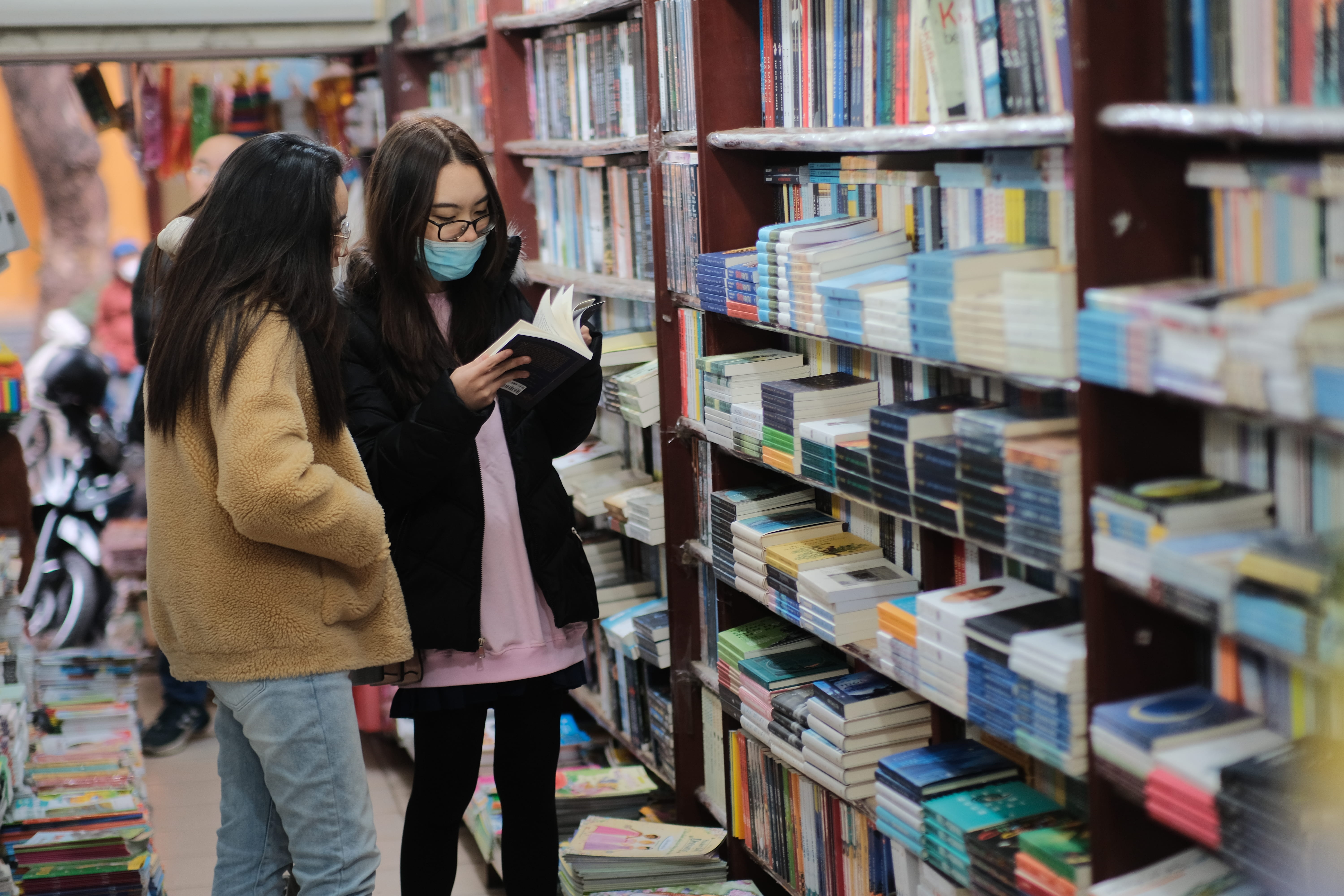 Ky uc ve pho sach Dinh Le trong dem Giao thua hinh anh