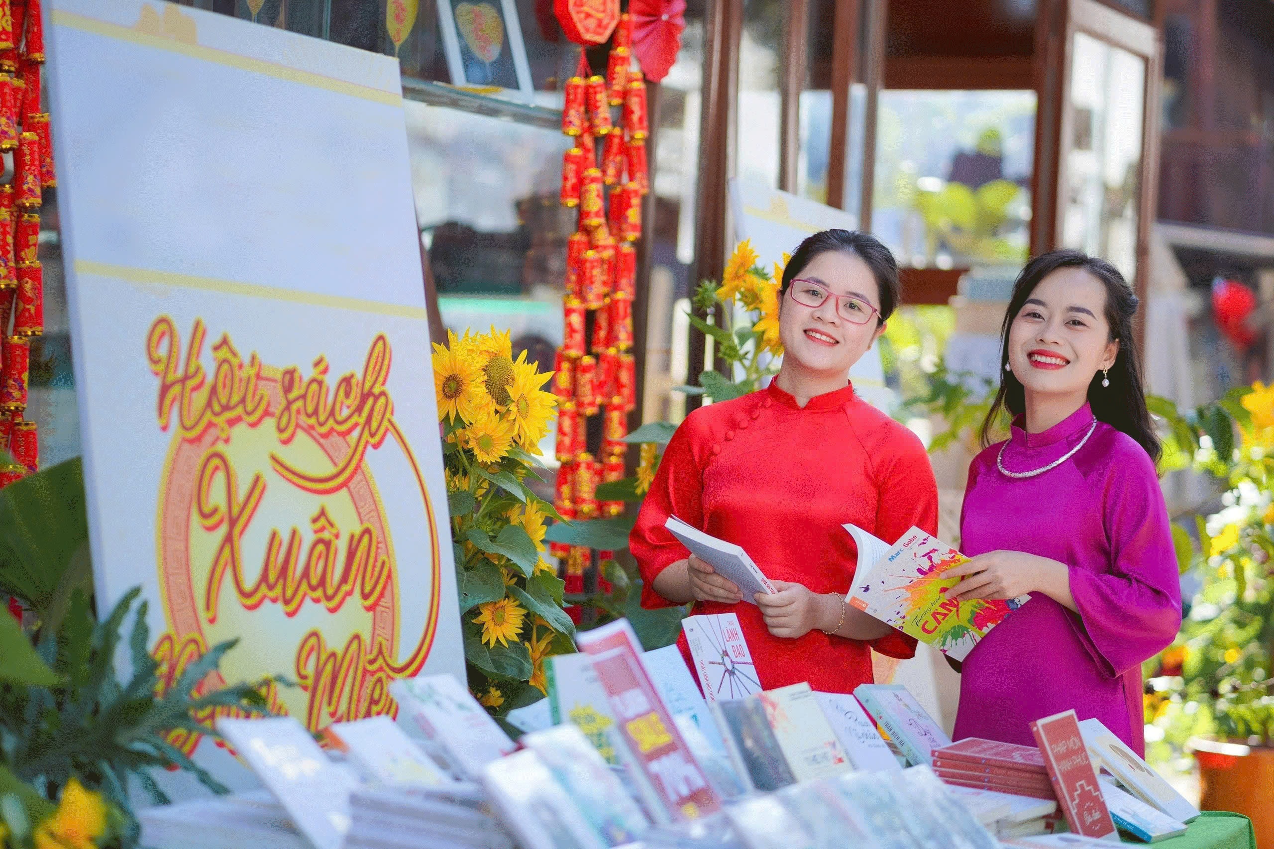 Lien ket xuat ban giup nganh sach chuyen minh hinh anh