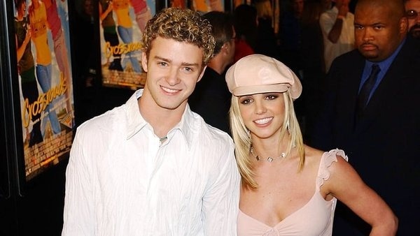 Tu truyen he lo nhieu sao hang A la nguoi yeu cu cua Britney Spears hinh anh