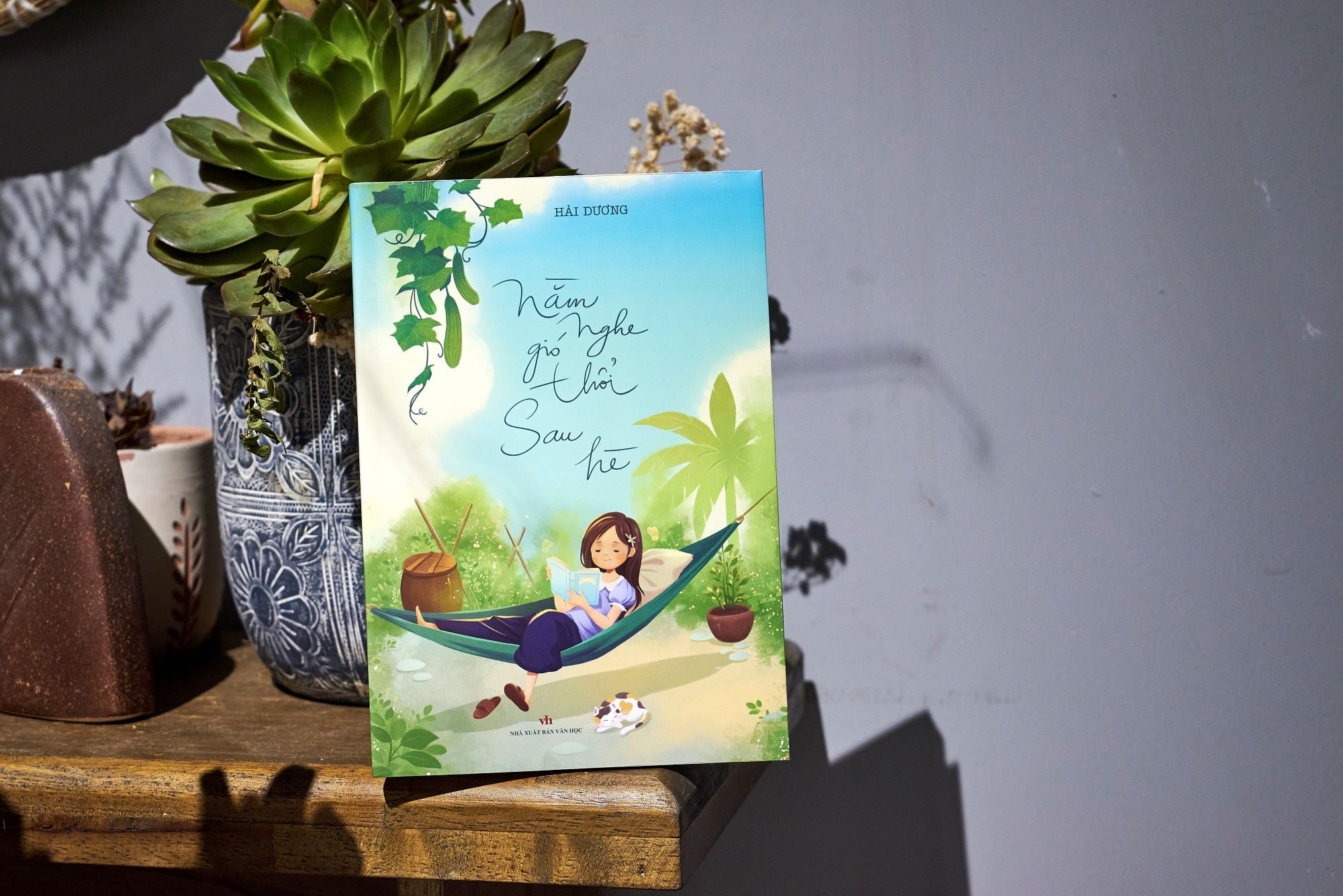 Cuon sach tang toi tam ve tro ve tuoi tho hinh anh