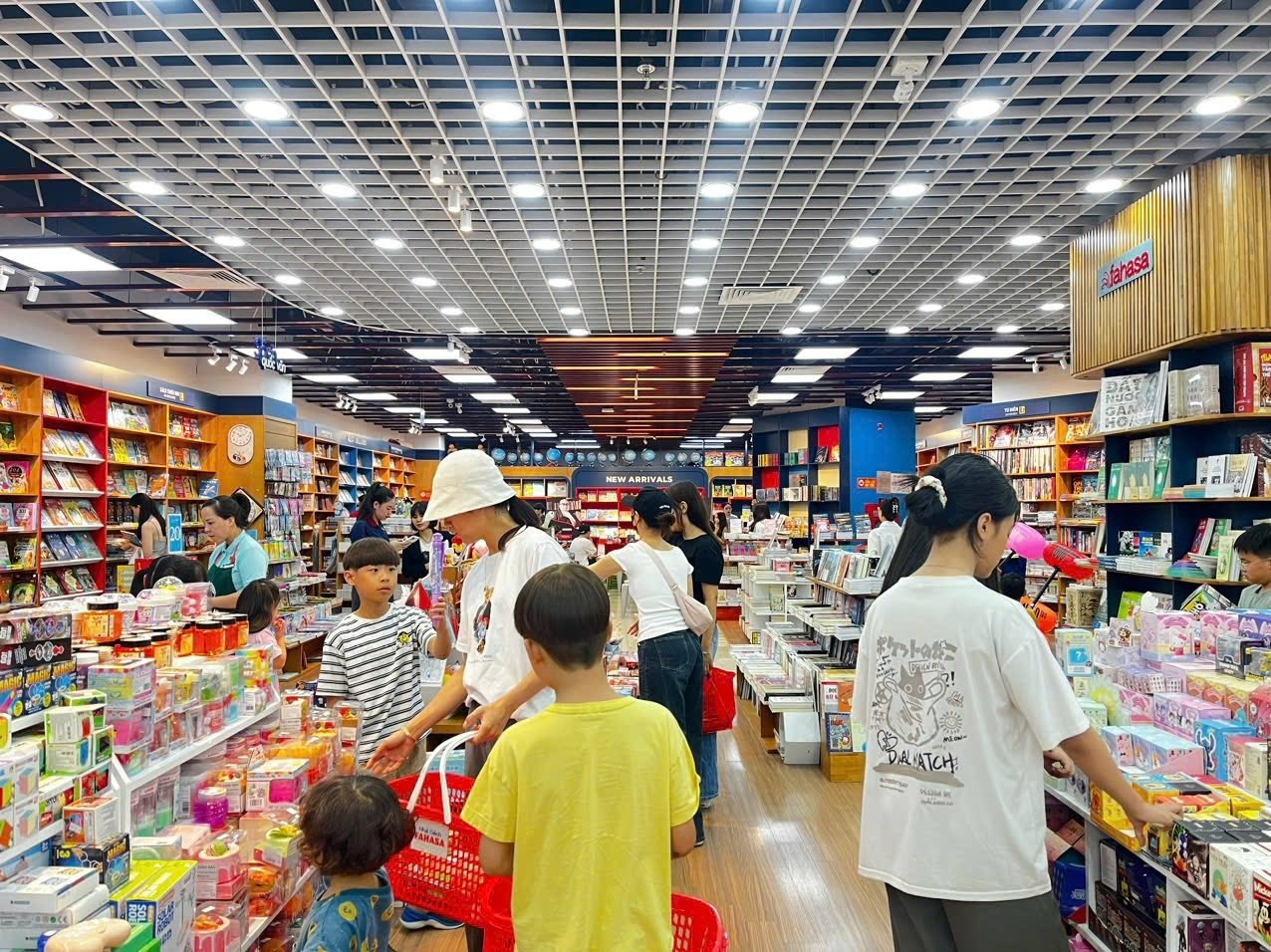 sach ngoai van,  fahasa,  mua sach,  tang hoc sinh anh 3