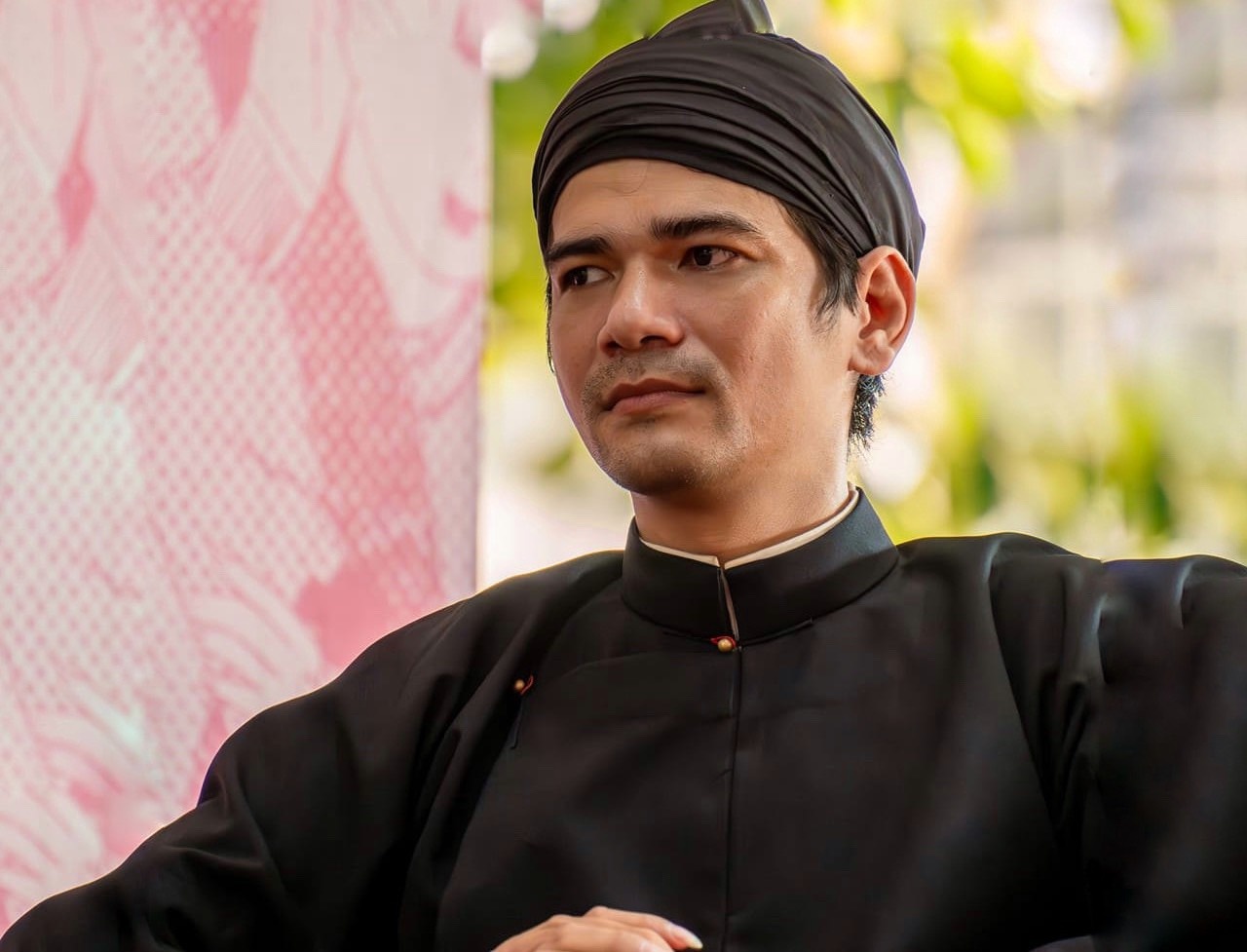 'Neu khong nghien cuu vi mo, nguoi lam noi dung de ngo nhan lich su' hinh anh