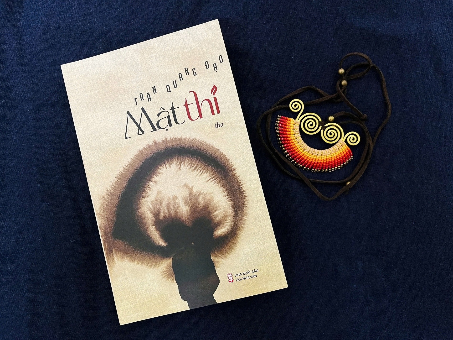 'Mat thi' va loi thi tham tu doi thong hinh anh