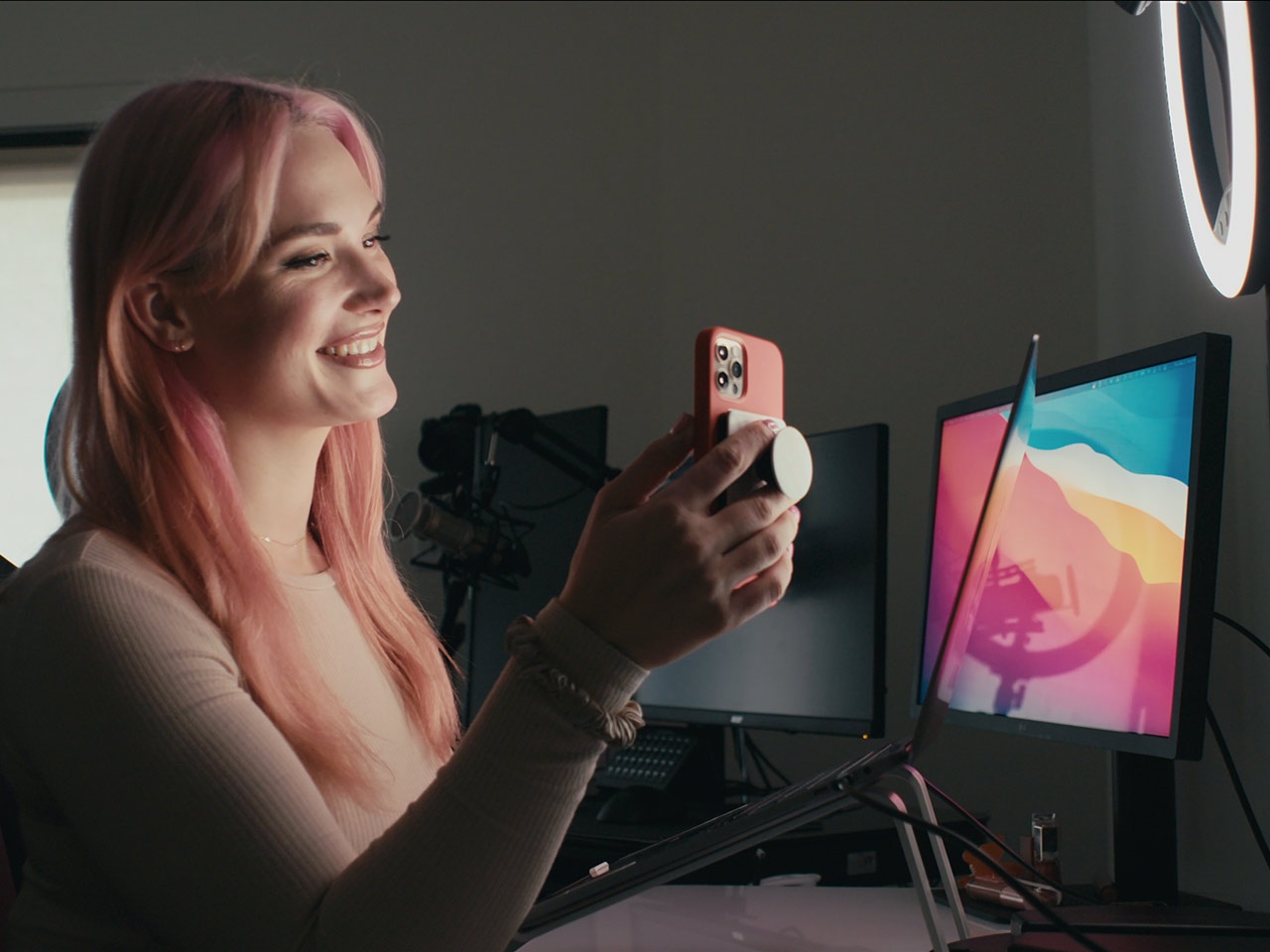 Tai sao co nguoi bi nghien van hoa pham doi truy? hinh anh