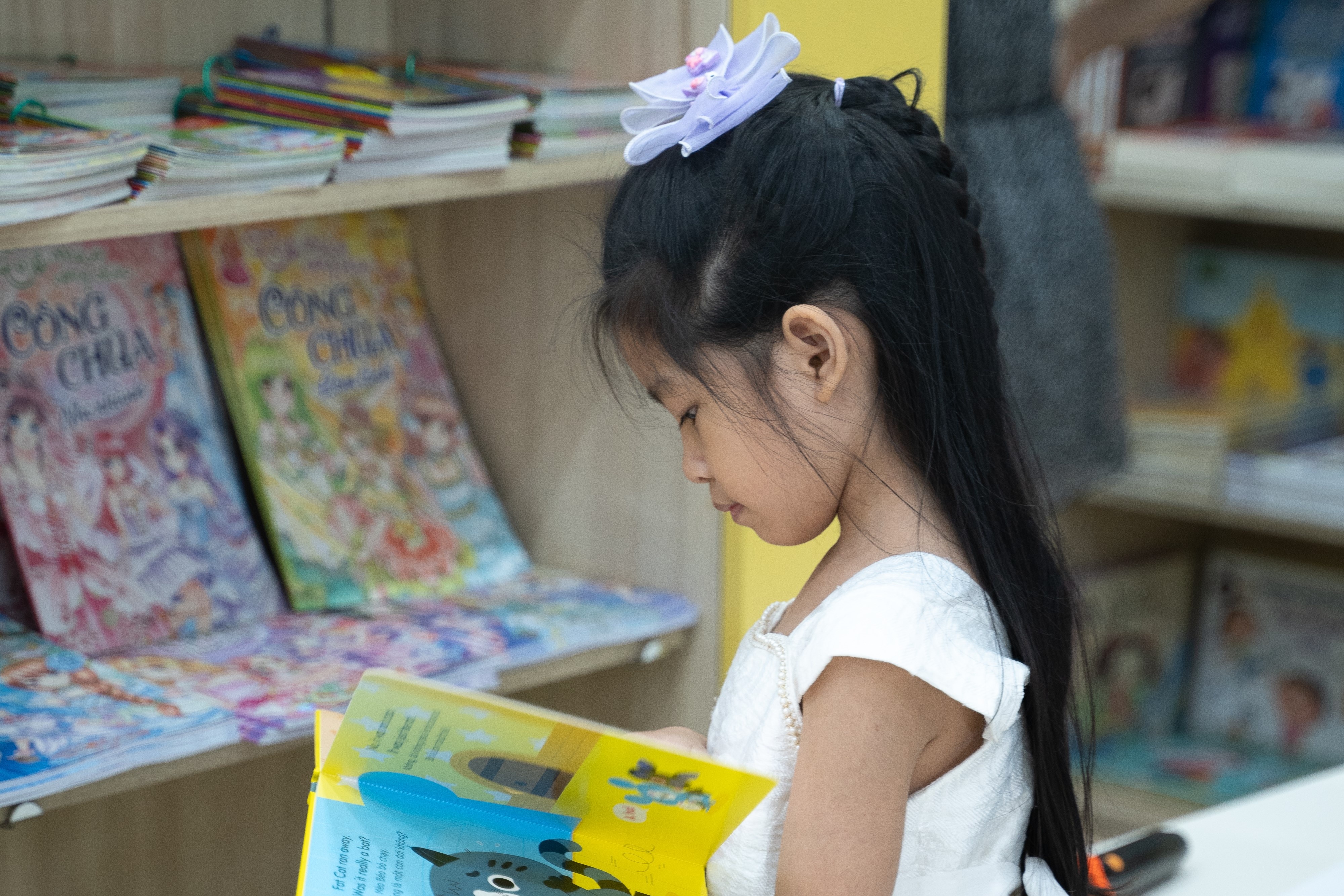 Niem dam me khoa hoc xuat phat tu nhung cuon sach hinh anh