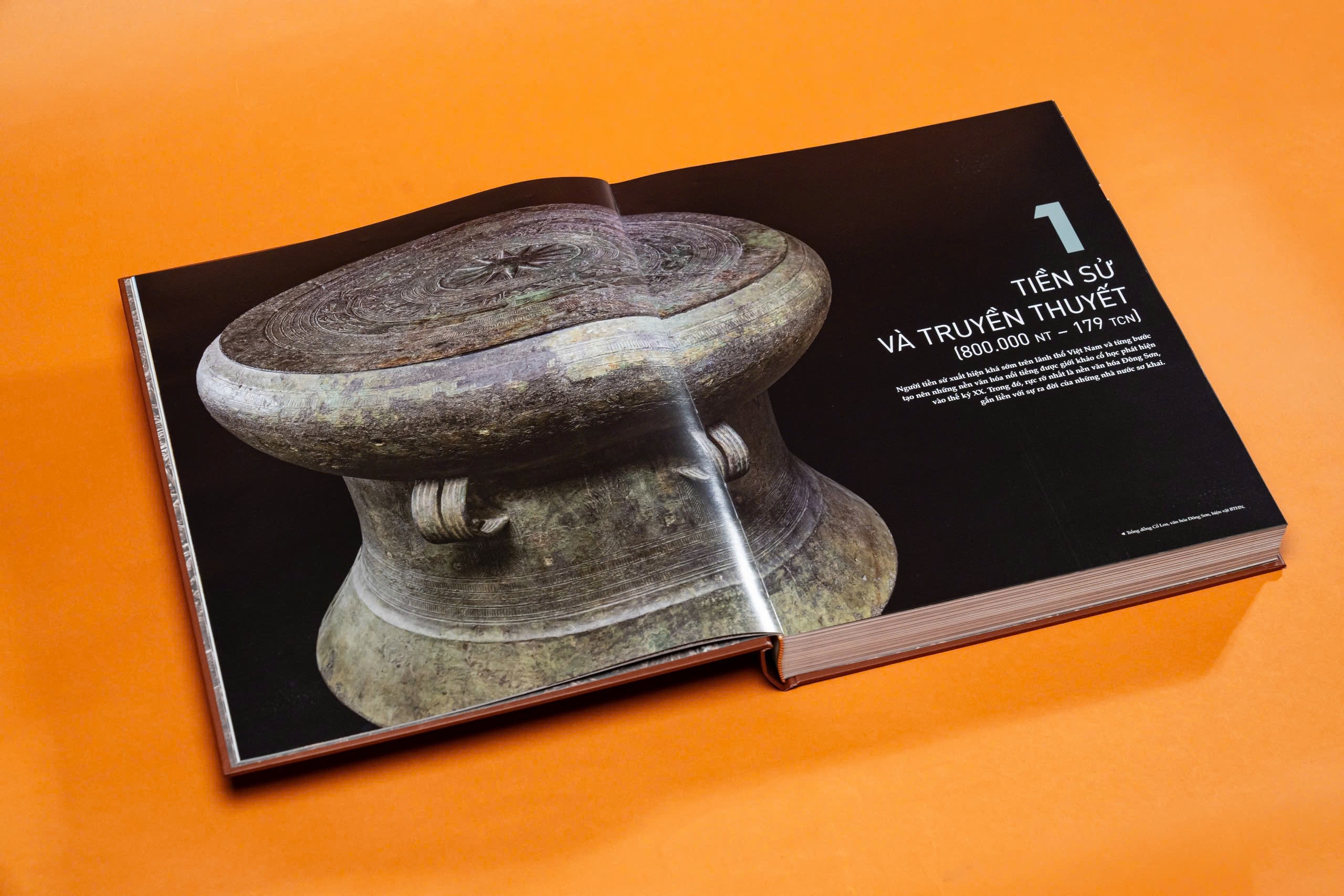 Giai ma lich su tu hinh anh hinh anh