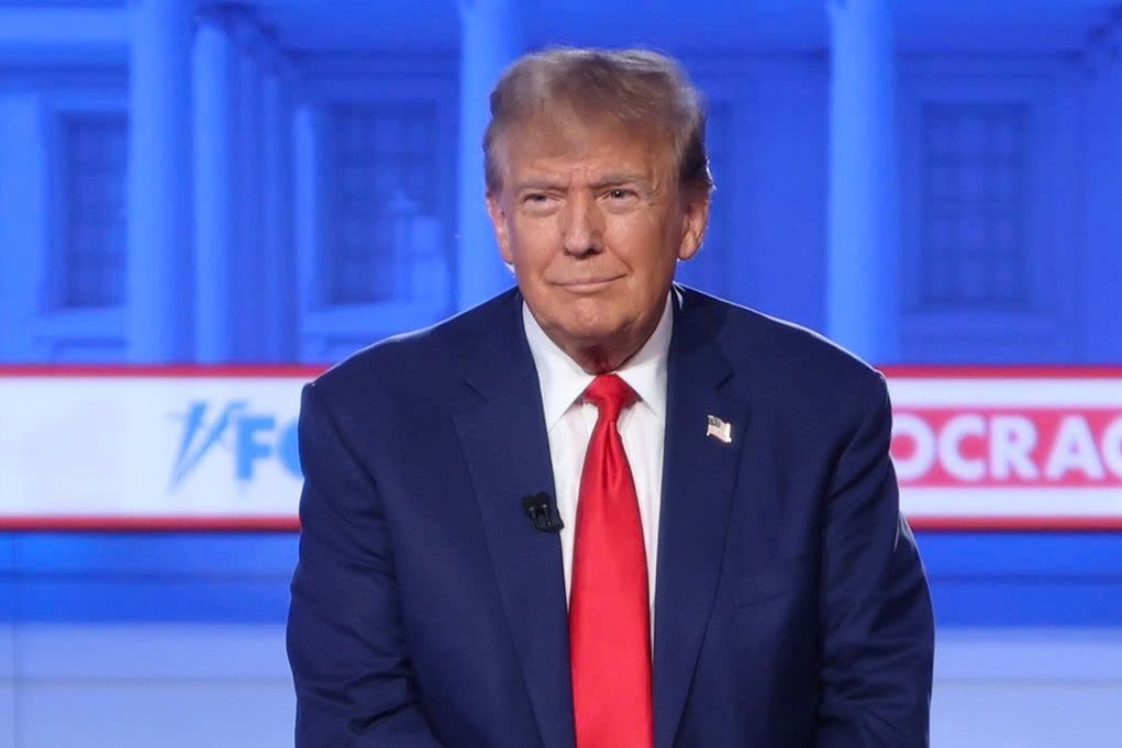 Nghi van cac cuoc phong van cua ong Trump co dan xep hinh anh