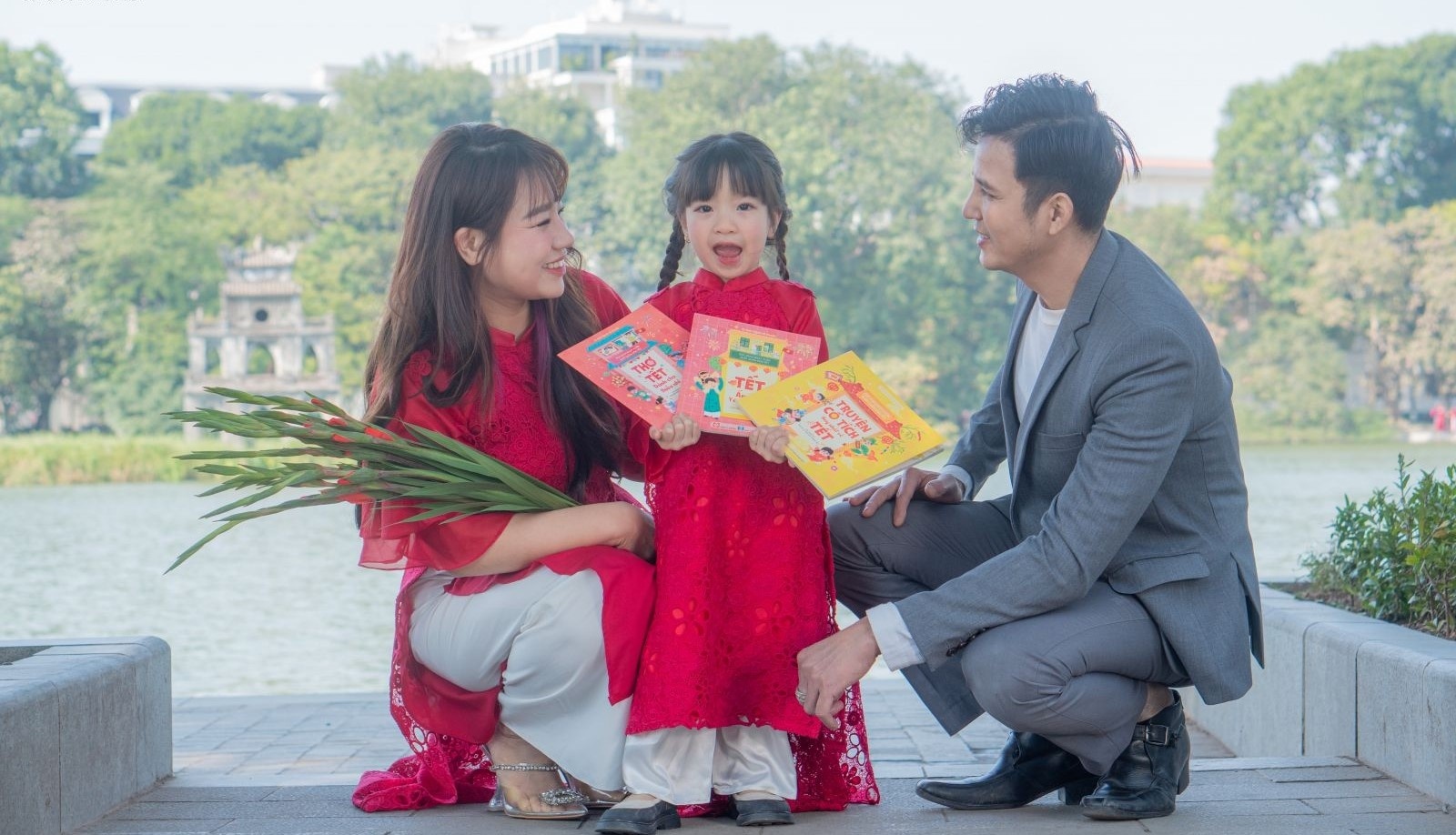 Li xi sach Tet - xu huong ngay cang duoc chuong hinh anh